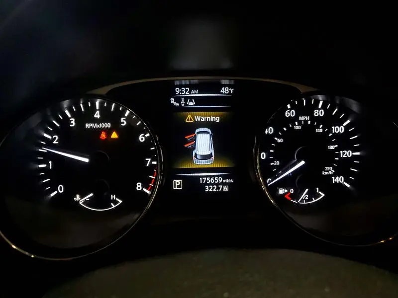 2015 NISSAN ROGUE SL  