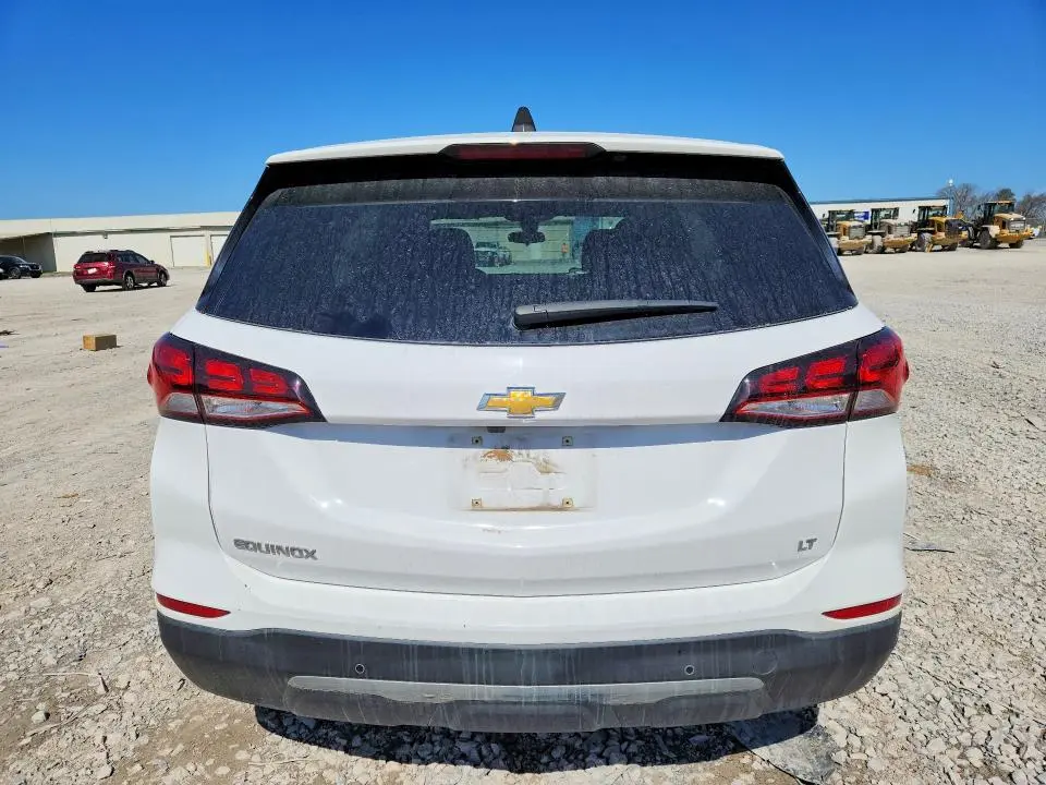 2022 CHEVROLET EQUINOX LT  