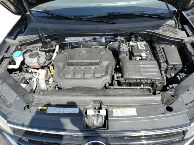 2022 VOLKSWAGEN TIGUAN SE R-LINE BLACK  