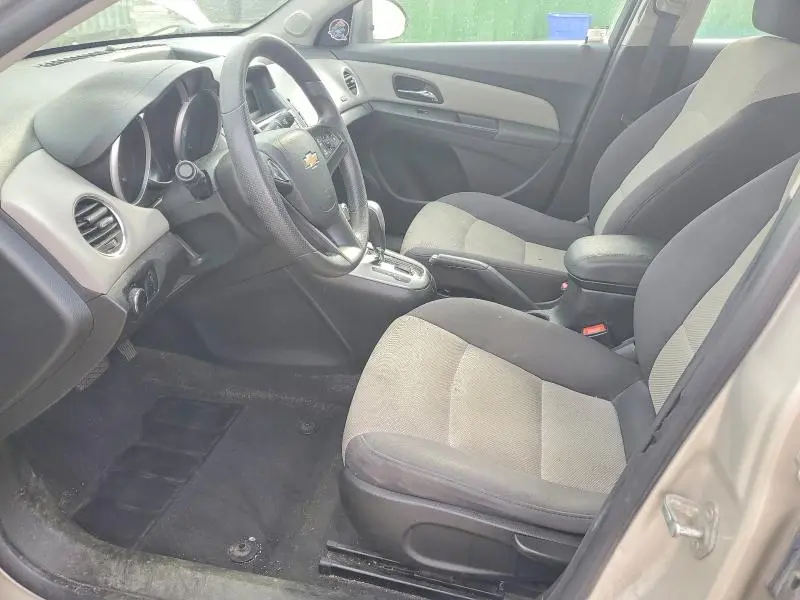 2013 CHEVROLET CRUZE LS  