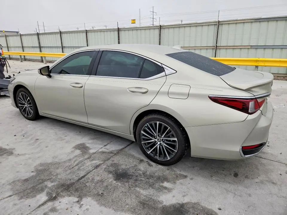2023 LEXUS ES 300H BASE  