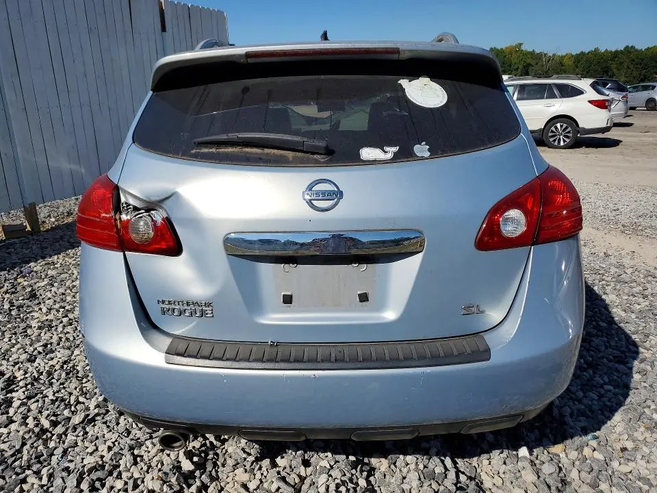 2013 NISSAN ROGUE S  