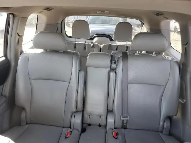 2013 TOYOTA HIGHLANDER LIMITED  