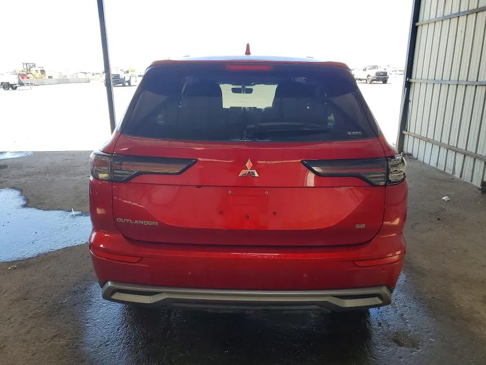 2025 MITSUBISHI OUTLANDER SE  