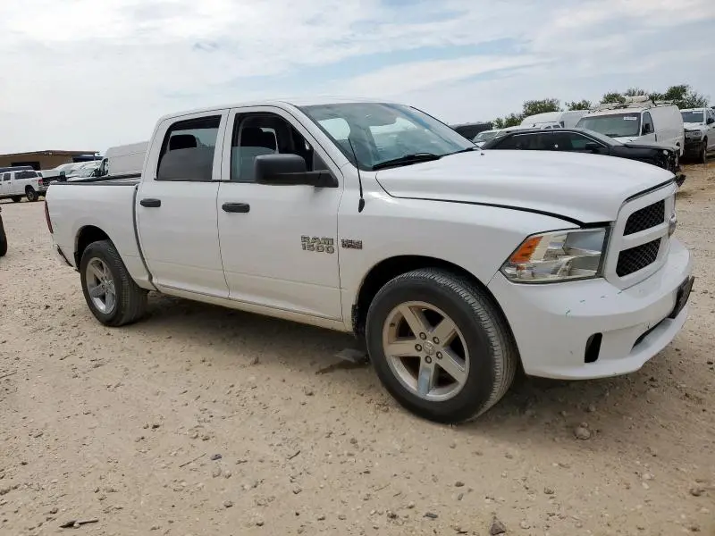 2014 RAM 1500 ST  