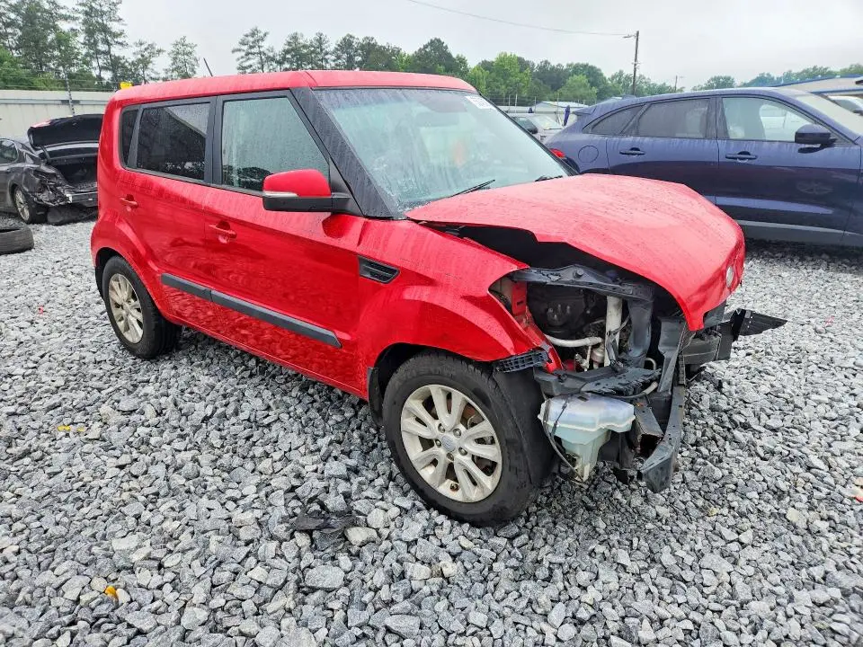 2013 KIA SOUL +  