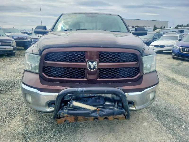 2015 RAM 1500 SLT  