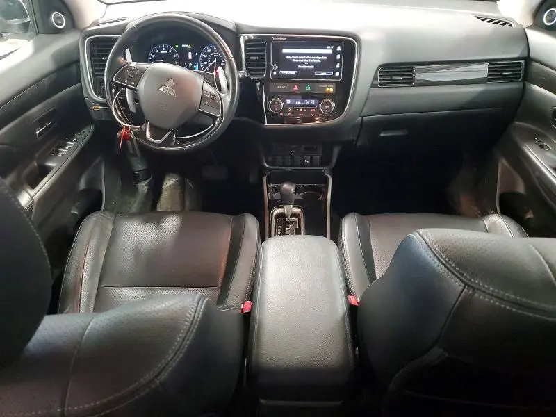 2017 MITSUBISHI OUTLANDER GT  