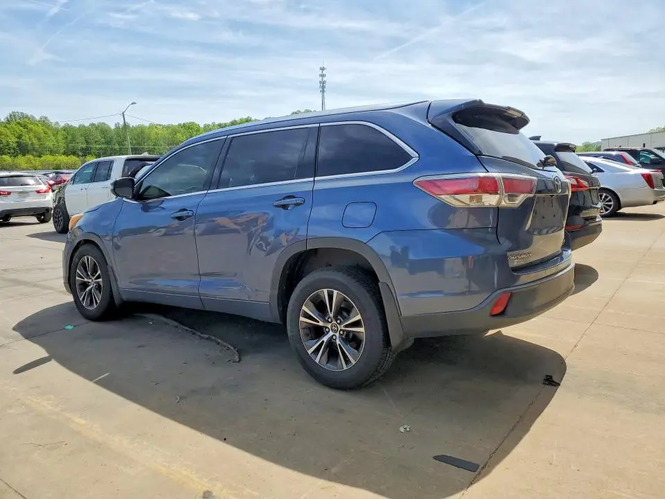 2016 TOYOTA HIGHLANDER XLE  
