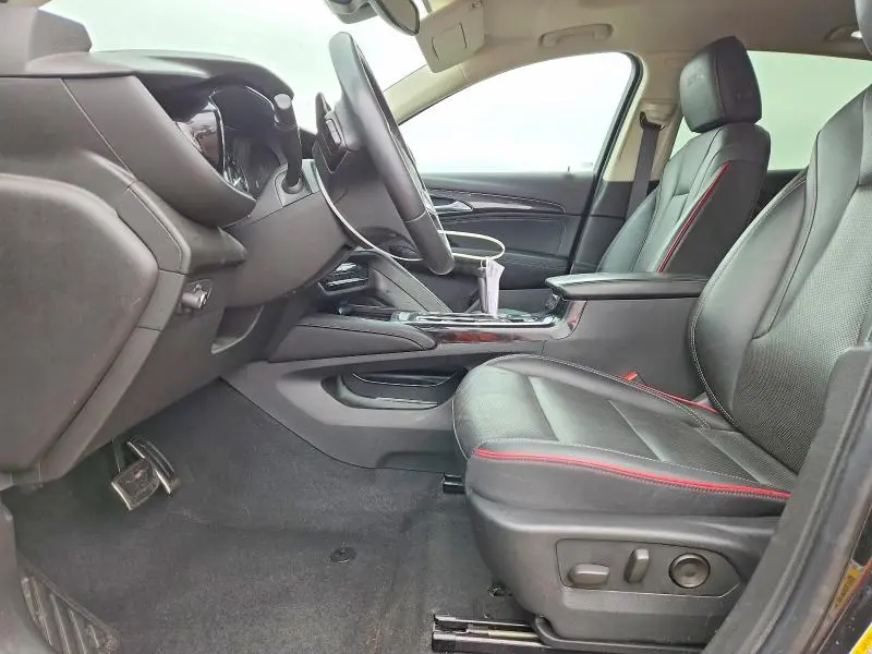2022 BUICK ENVISION ESSENCE  