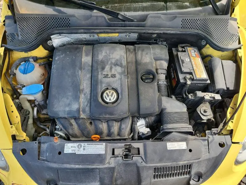 2012 VOLKSWAGEN BEETLE   