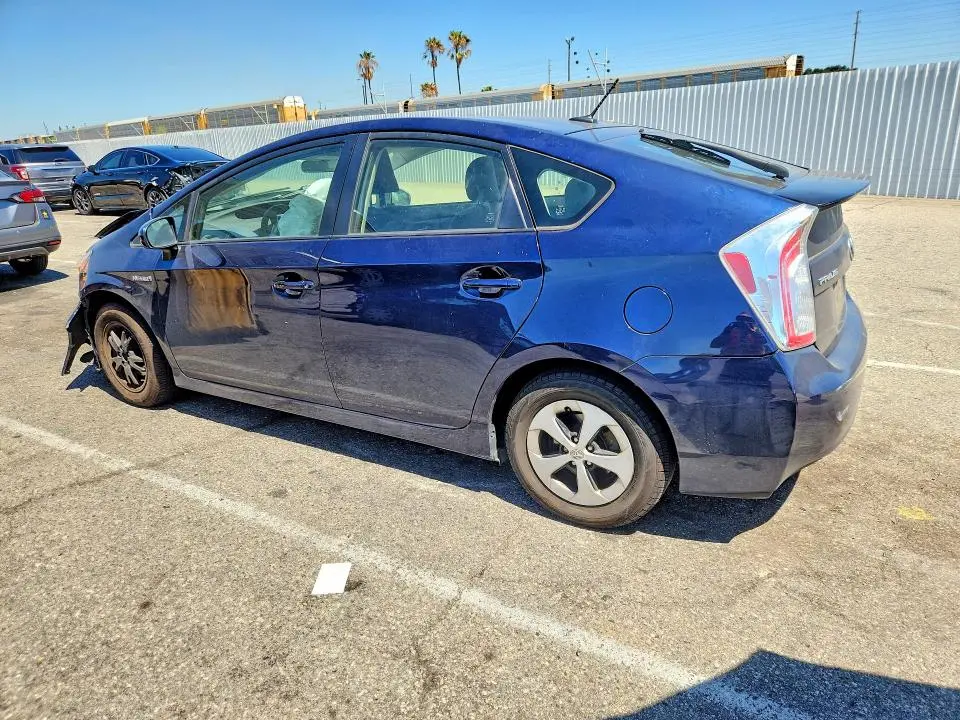 2013 TOYOTA PRIUS THREE  