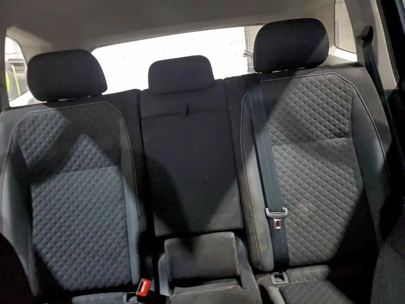 2021 VOLKSWAGEN TIGUAN S  