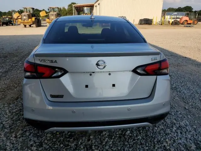 2021 NISSAN VERSA SR  