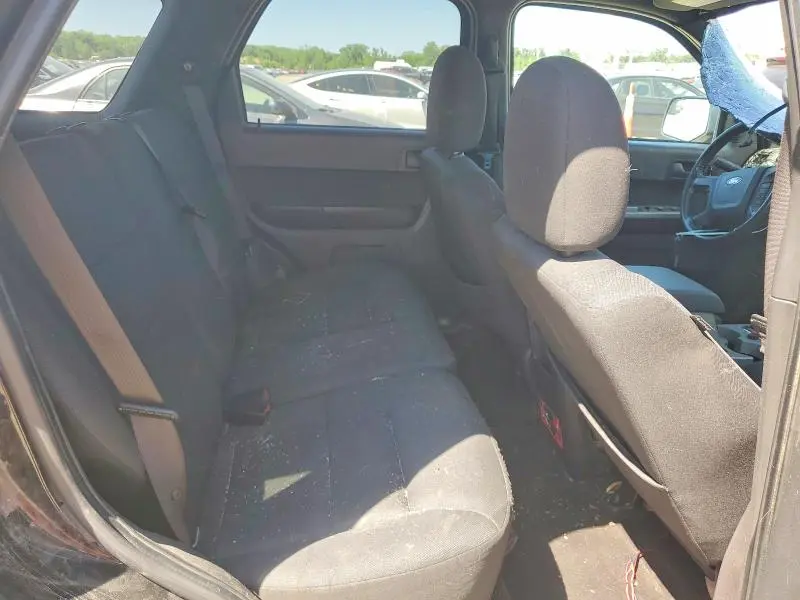 2012 FORD ESCAPE XLT  