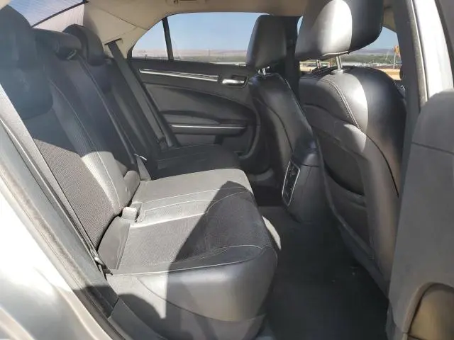 2020 CHRYSLER 300 LIMITED  
