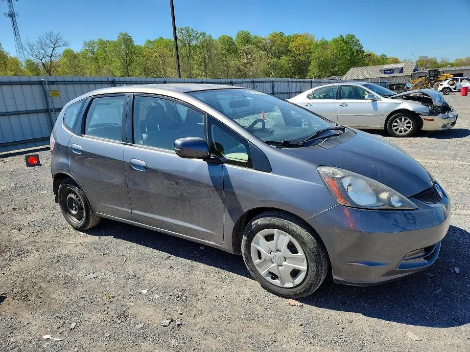 2012 HONDA FIT   