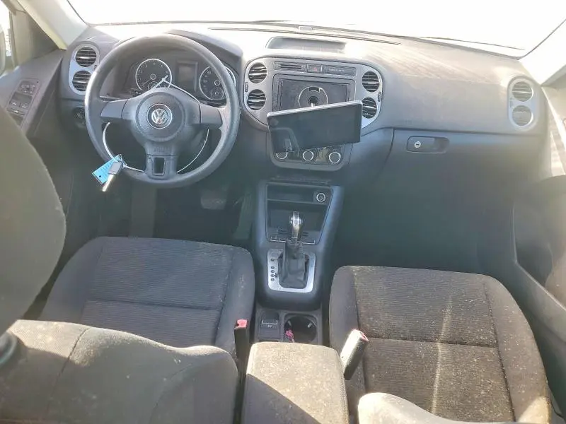 2012 VOLKSWAGEN TIGUAN S  