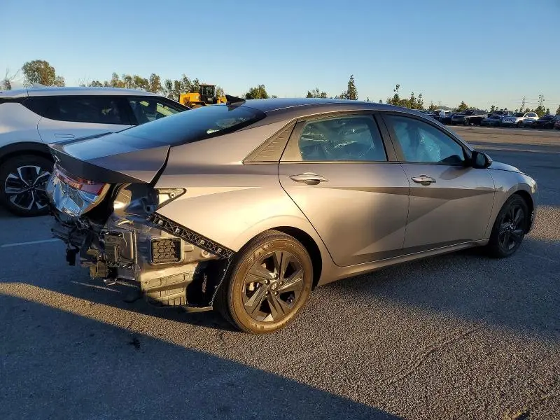 2022 HYUNDAI ELANTRA BLUE  