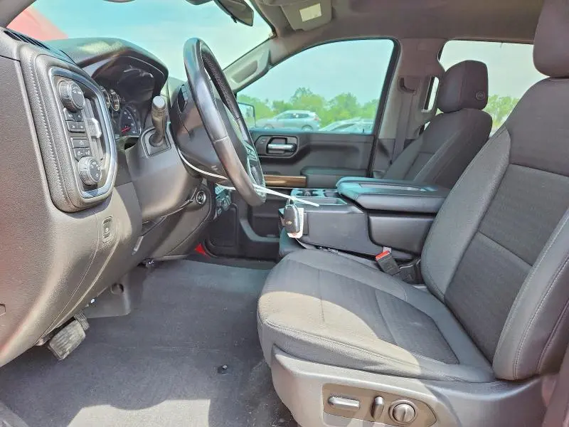 2021 CHEVROLET SILVERADO K1500 LT  