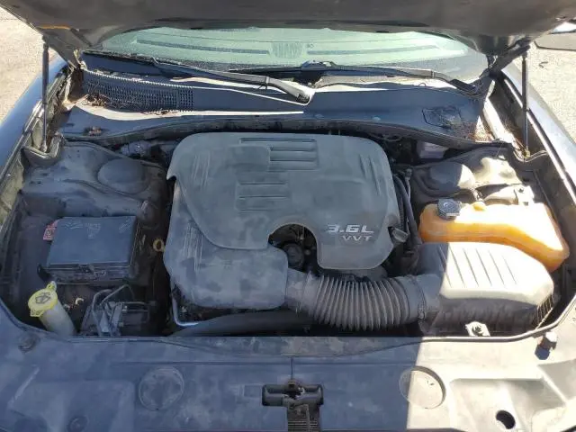 2013 DODGE CHARGER SE  