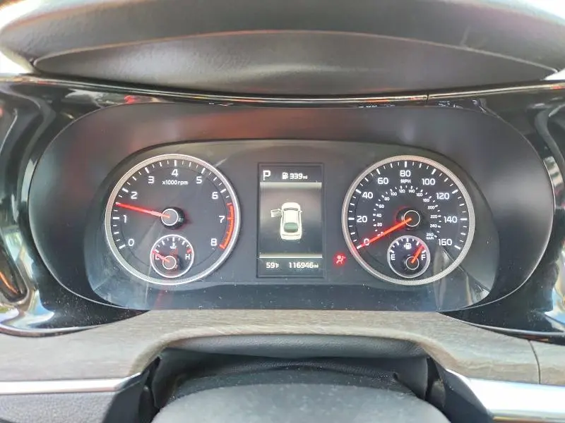 2022 KIA K5 EX  