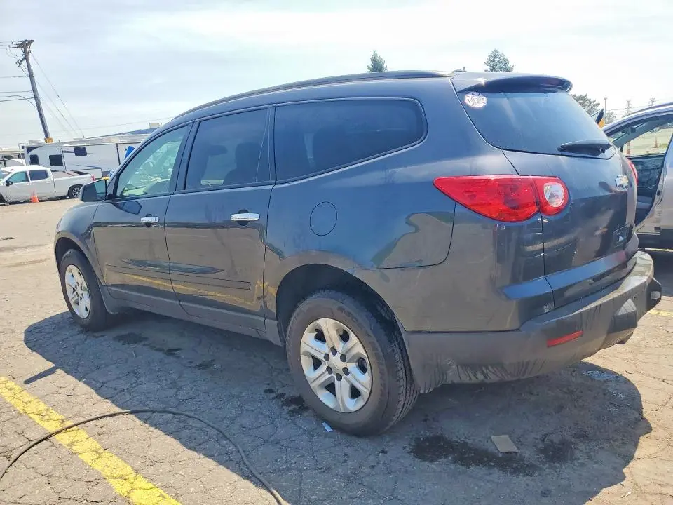 2012 CHEVROLET TRAVERSE LS  