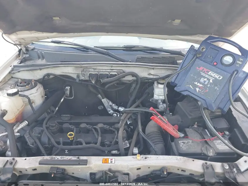 2010 FORD ESCAPE LIMITED