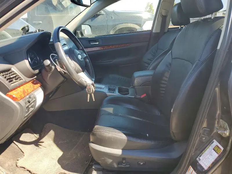 2011 SUBARU OUTBACK 3.6R LIMITED  