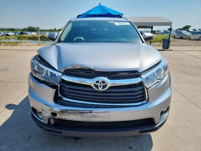 2016 TOYOTA HIGHLANDER LIMITED  