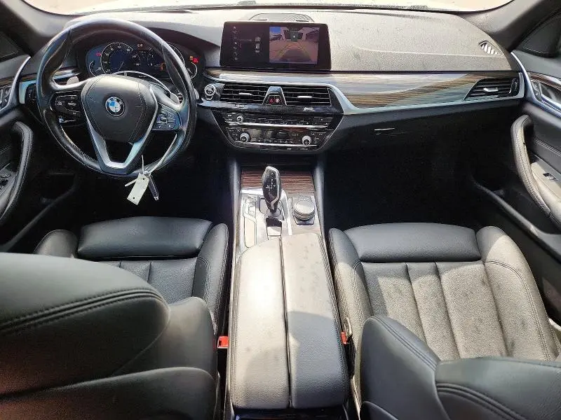 2019 BMW 530 I  