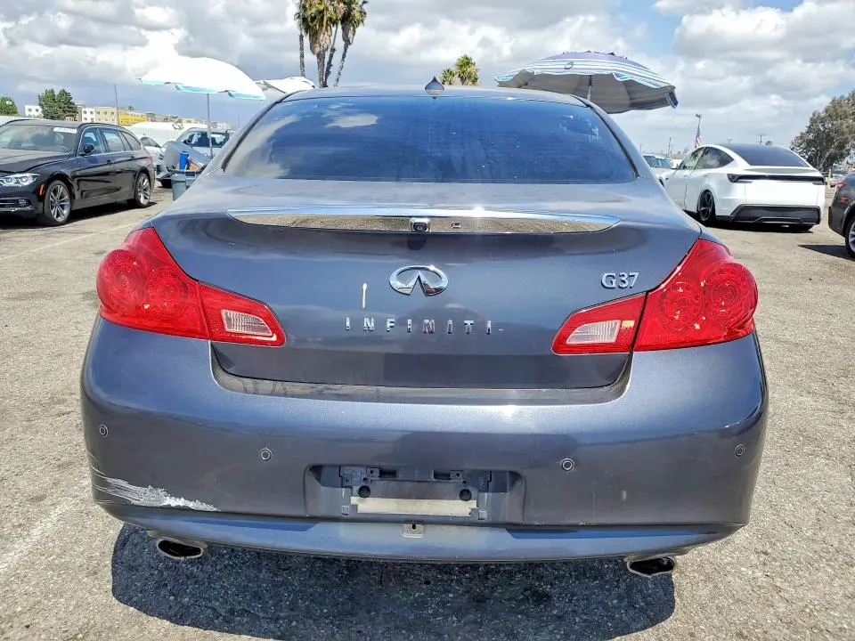 2012 INFINITI G37 BASE  