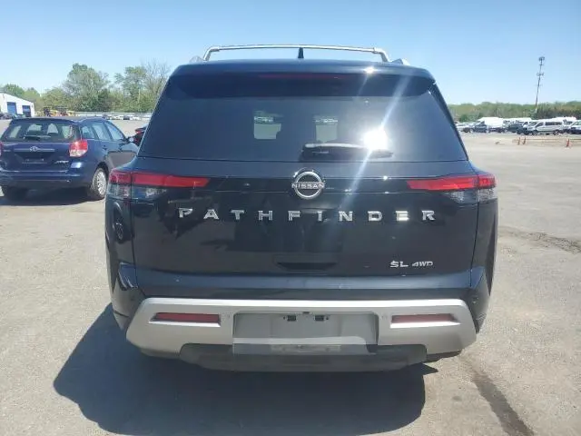 2024 NISSAN PATHFINDER SL  