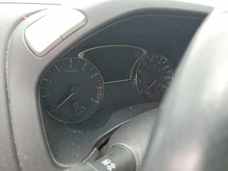 2017 NISSAN PATHFINDER SV  