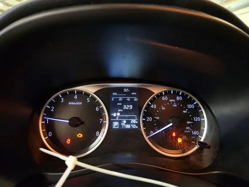 2020 NISSAN KICKS S  