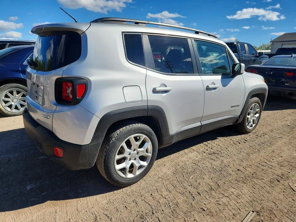 2016 JEEP RENEGADE LATITUDE  
