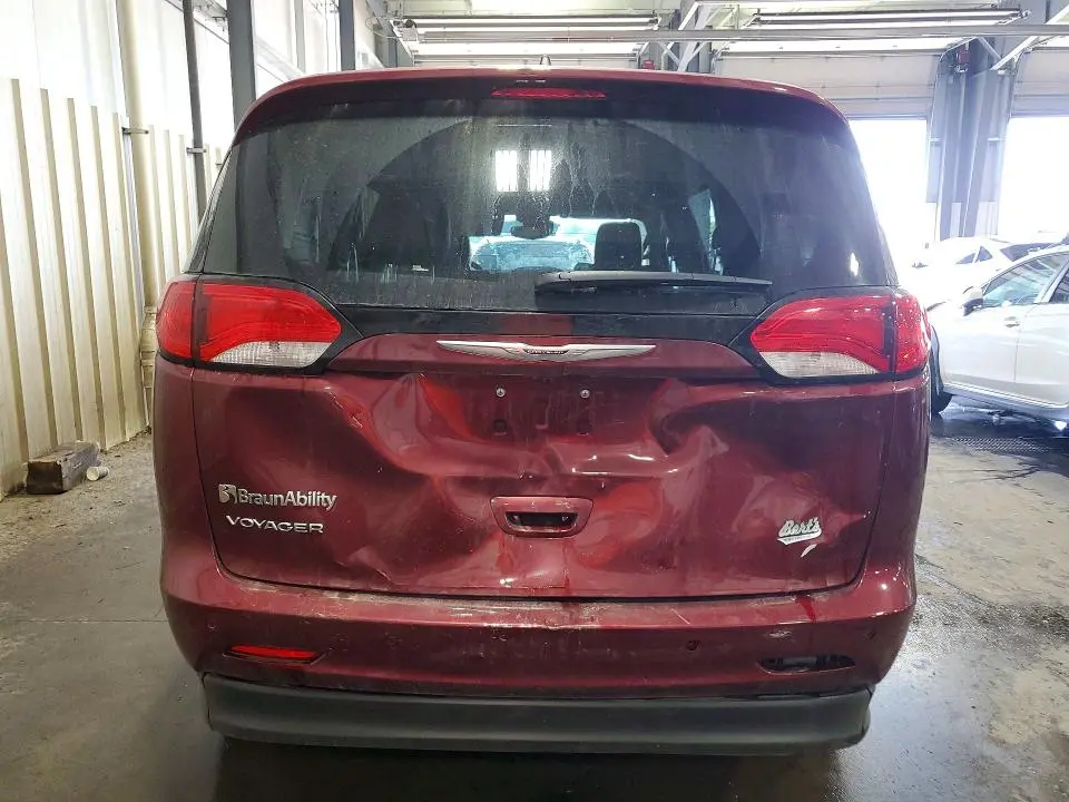 2021 CHRYSLER VOYAGER LXI  
