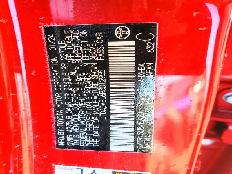 2024 TOYOTA PRIUS LE  