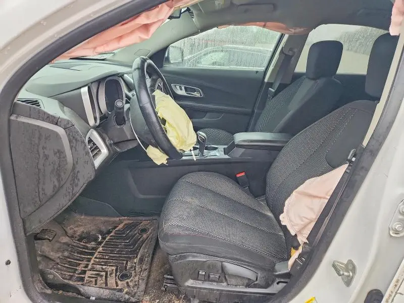 2015 CHEV EQUINOX LT  