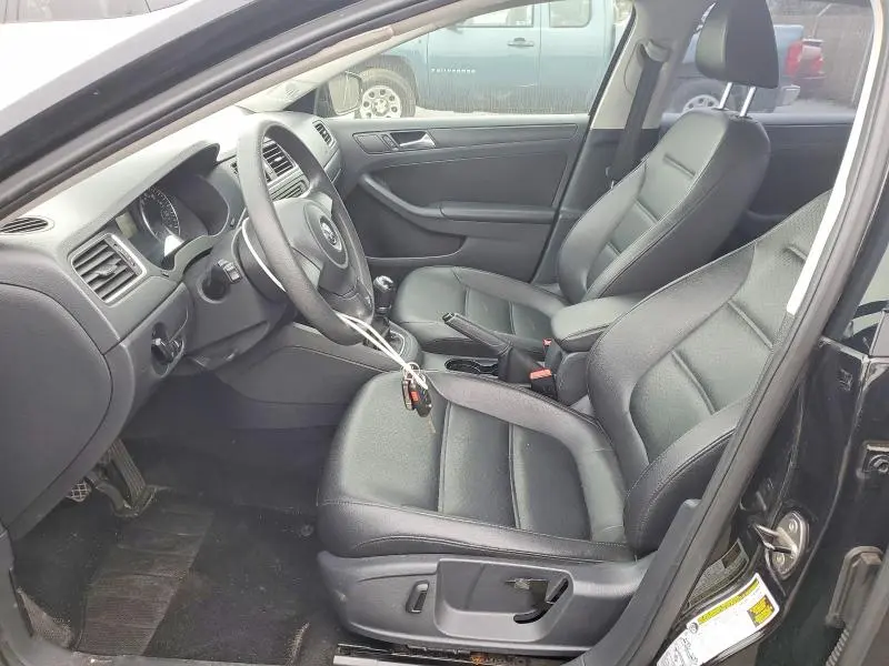 2014 VOLKSWAGEN JETTA SE  