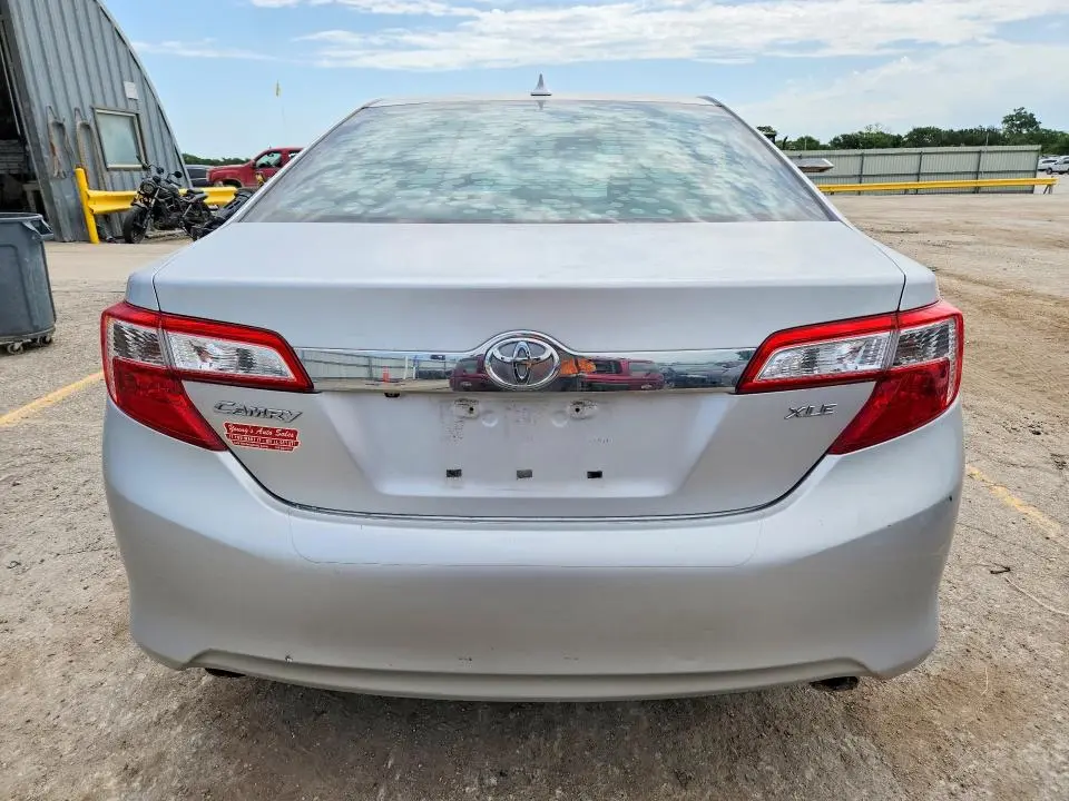 2013 TOYOTA CAMRY XLE V6  