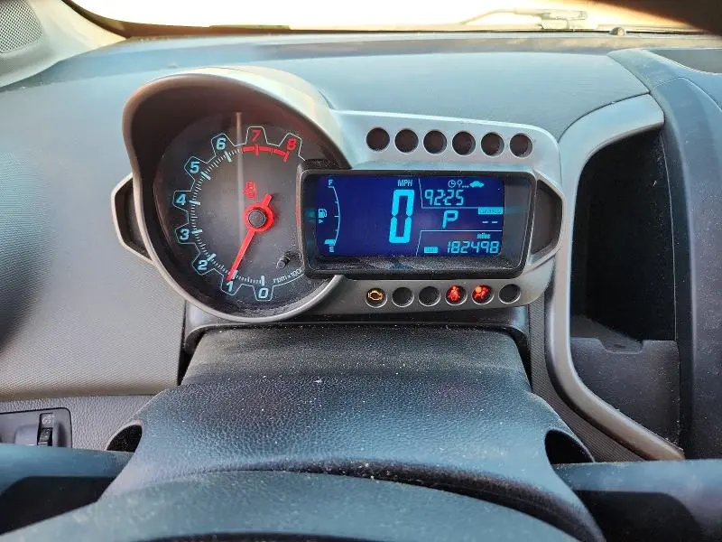2015 CHEVROLET SONIC LS  