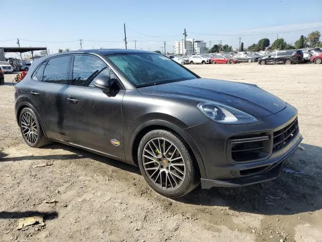 2019 PORSCHE CAYENNE   