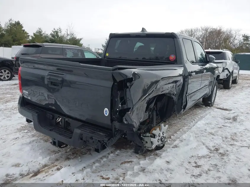 2025 TOYOTA TACOMA SR5
