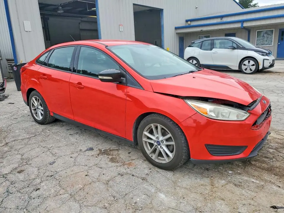 2016 FORD FOCUS SE  