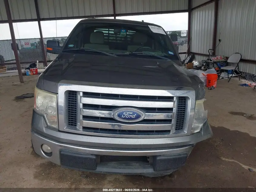 2010 FORD F-150 XLT