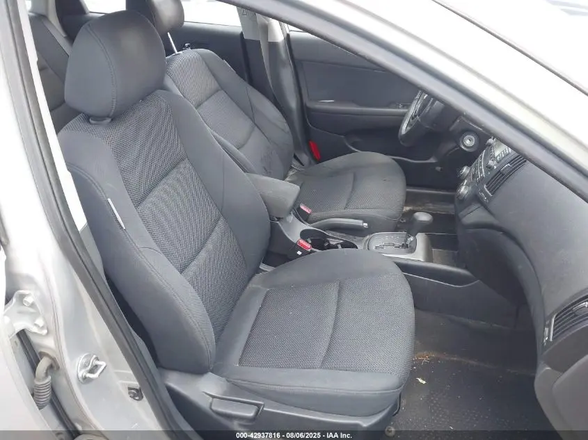 2010 HYUNDAI ELANTRA TOURING GLS