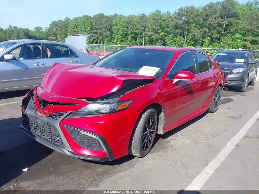 2022 TOYOTA CAMRY SE