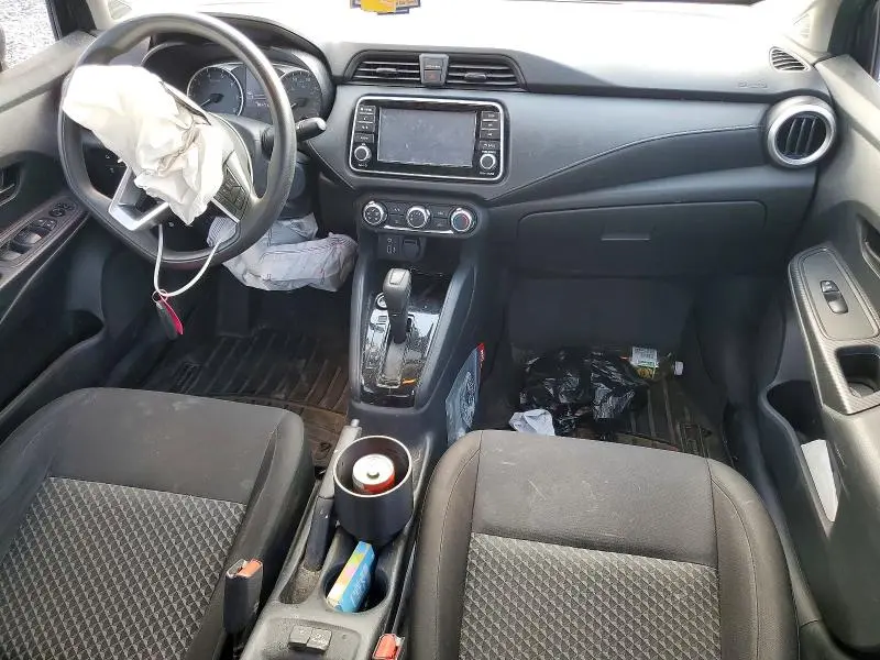 2021 NISSAN VERSA S  