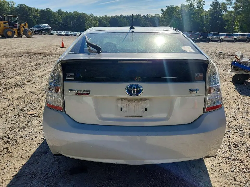 2010 TOYOTA PRIUS II  